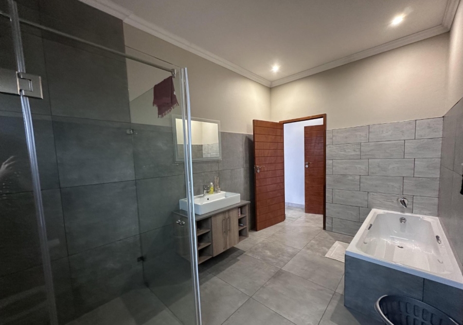 4 Bedroom Property for Sale in Kathu Northern Cape